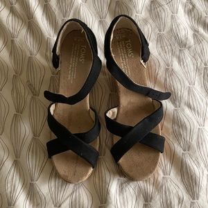 Toms wedge sandals